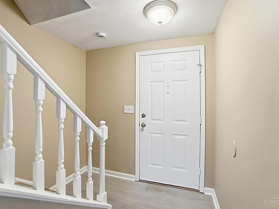 5th image of 454 Dartmouth Cir #43