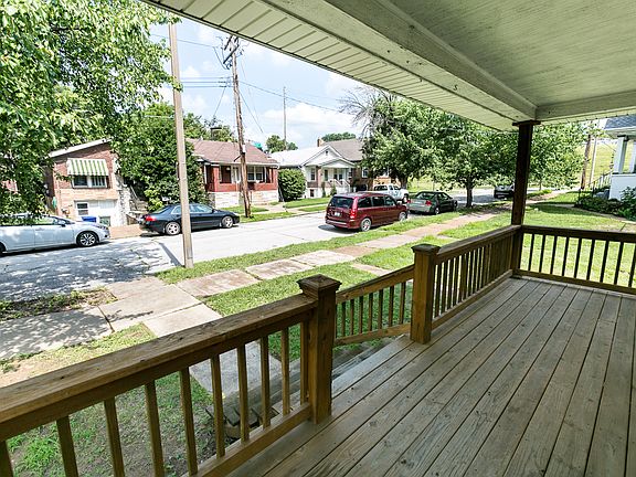 2nd image of 2126 Knox Ave