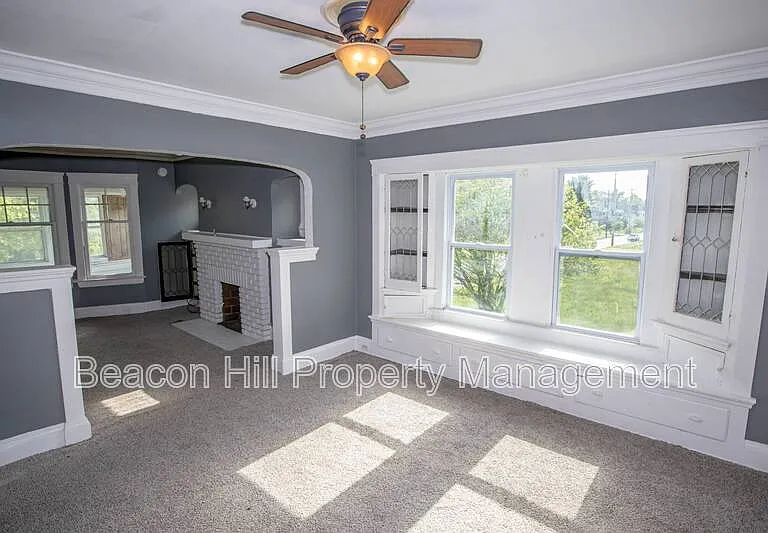 12007 Parkview Ave — Photo 1
