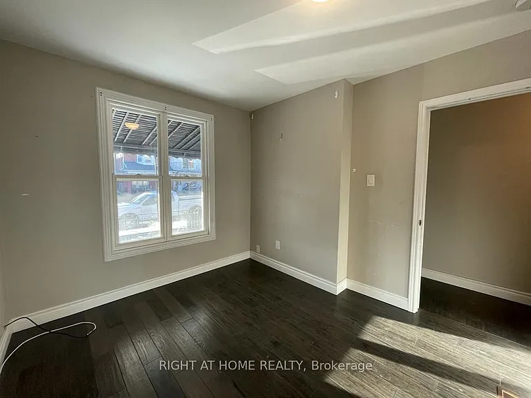 495 Salem Ave N #101 — Photo 4