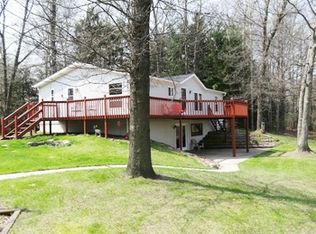 1410 W Wackerly Rd, Sanford, MI 48657