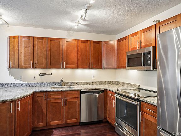3rd image of 302 Church Street #2J