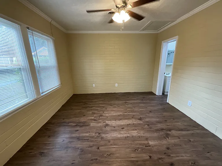 Cottage- Bedroom