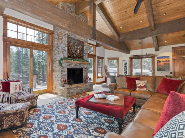 470 Courchevel Ct, Mammoth Lakes, CA 93546