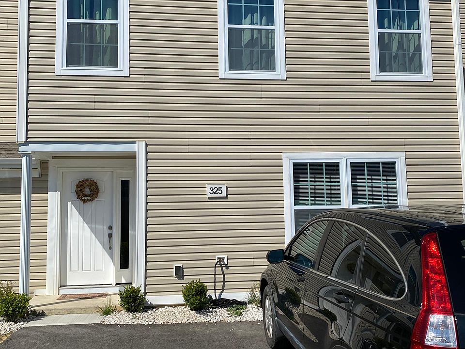 1st image of 325 Twig St