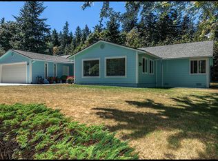 625 Wanapum Dr, La Conner, WA 98257