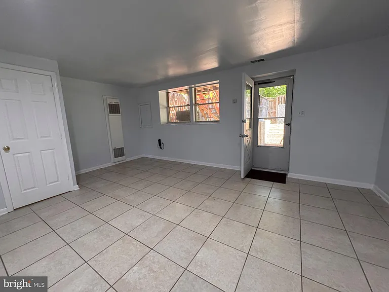 6917 Villa Del Rey Ct — Photo 22