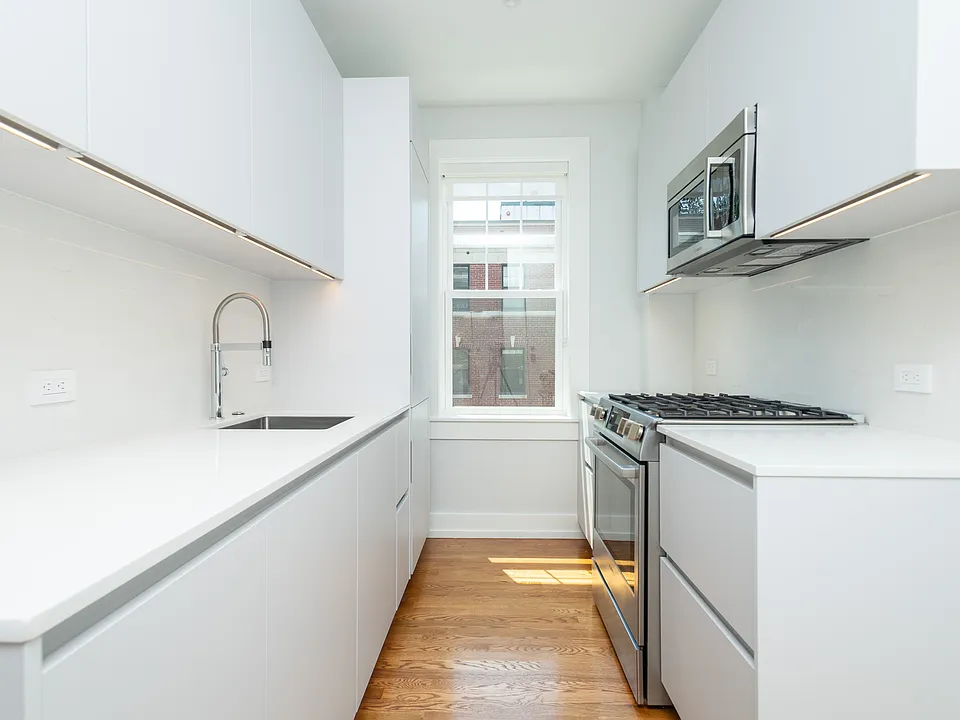 19 Forest St #4