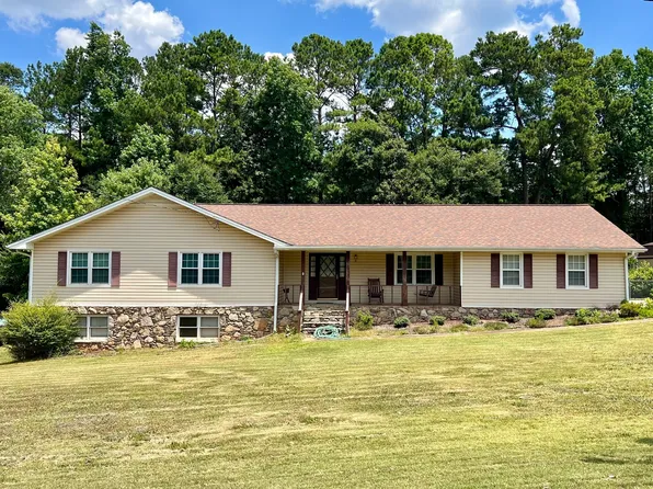 60 Country Roads Dr, Stockbridge, GA 30281