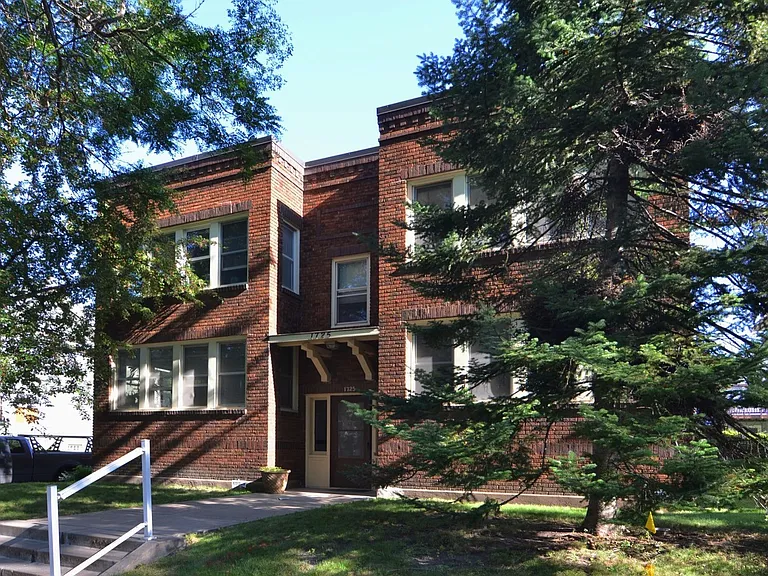 1725 Laurel Ave — Photo 11