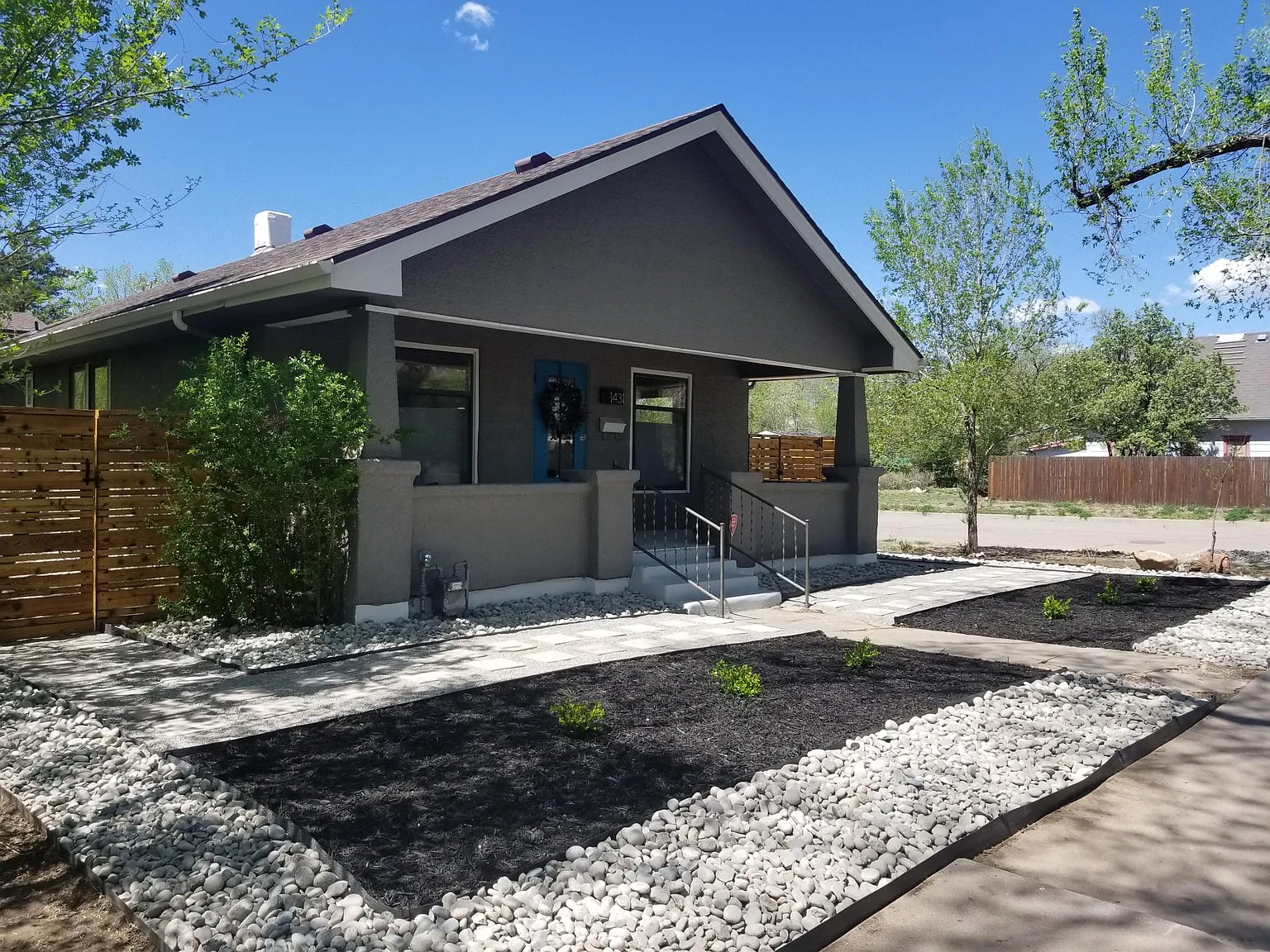 3 bed, 2608 sqft, $3,000 — Photo 2
