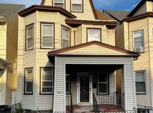 397 E 30th St, Paterson, NJ 07504