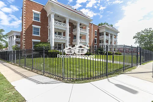 406 E 43rd St #3E Photo 1