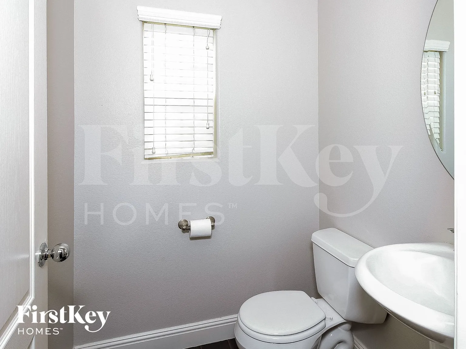 3 bed, 2.5 bath, 2086 sqft, $2,645 — Photo 1