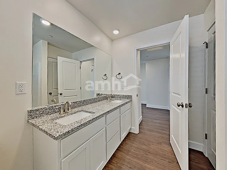 10603 137th St E — Photo 14