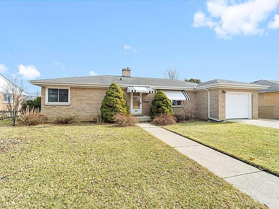 2nd image of 619 Echo LANE