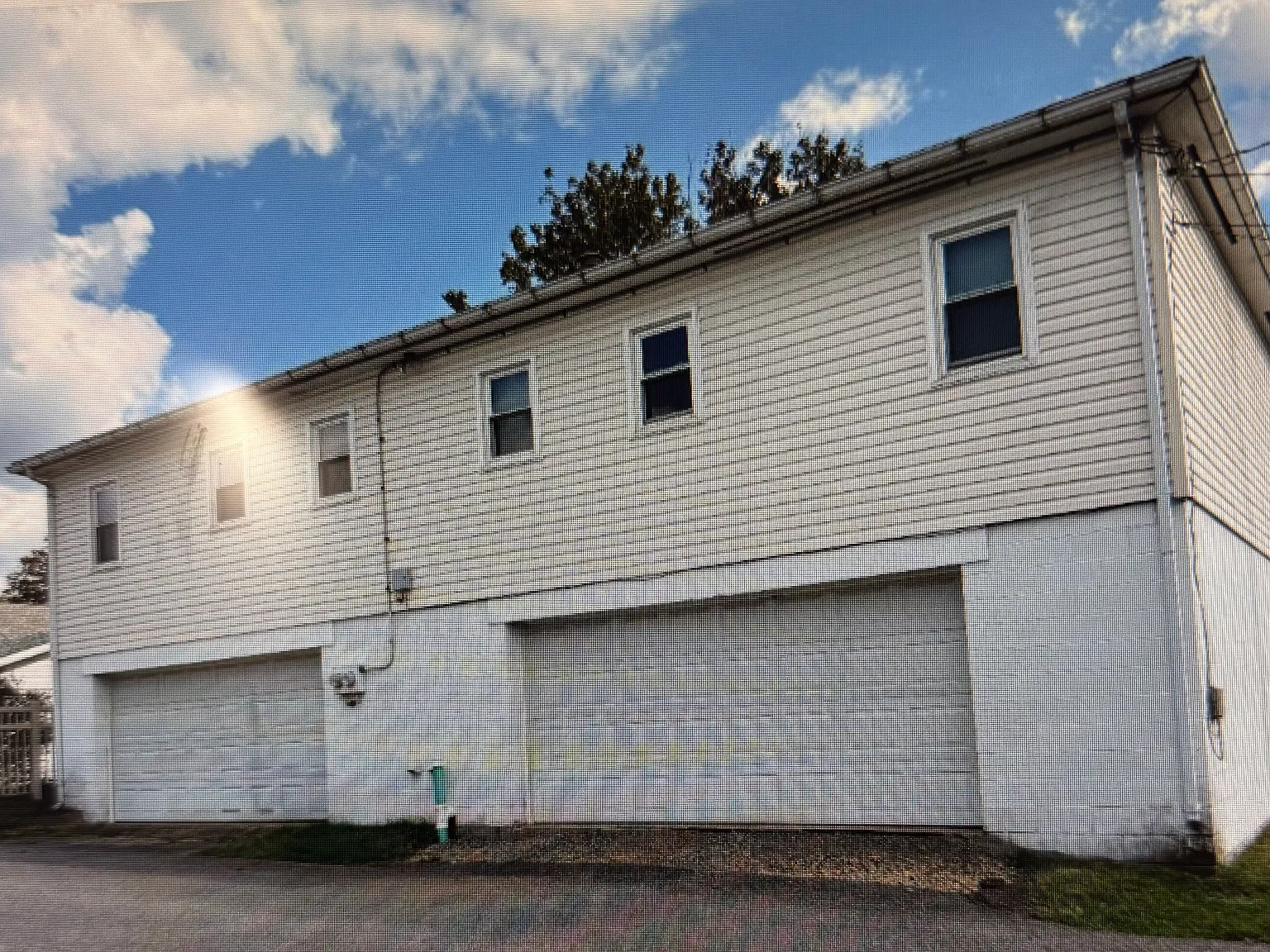 2 bed, $1,000 — Photo 2