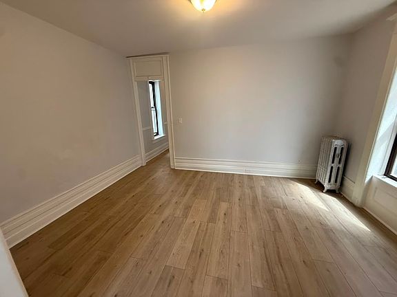 5th image of 355 E 194th St #4G