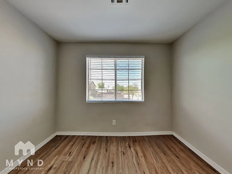 10904 E Azalea Ave — Photo 16