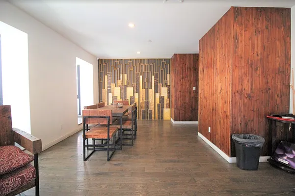 Rented by Hagstrom Management Inc | media 45