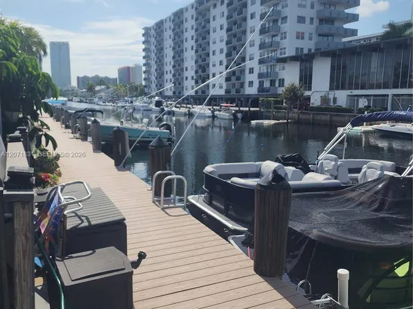 3600 NE 167th St, North Miami Beach, FL 33160