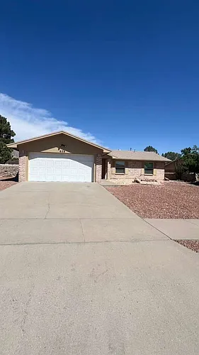 628 El Parque Dr Photo 1