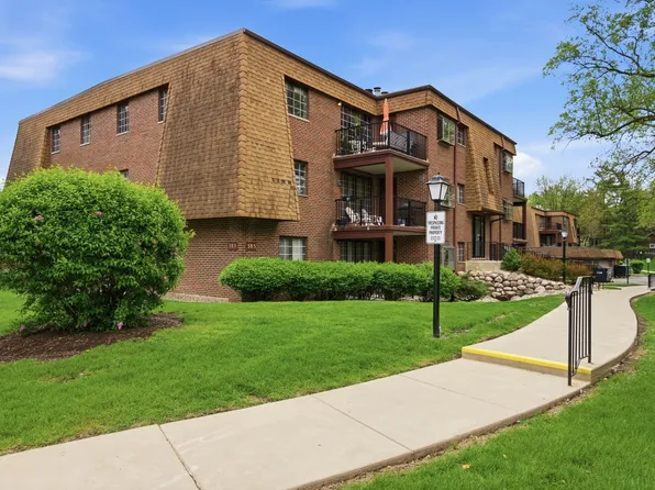 385 Duane St APT 304, Glen Ellyn, IL 60137