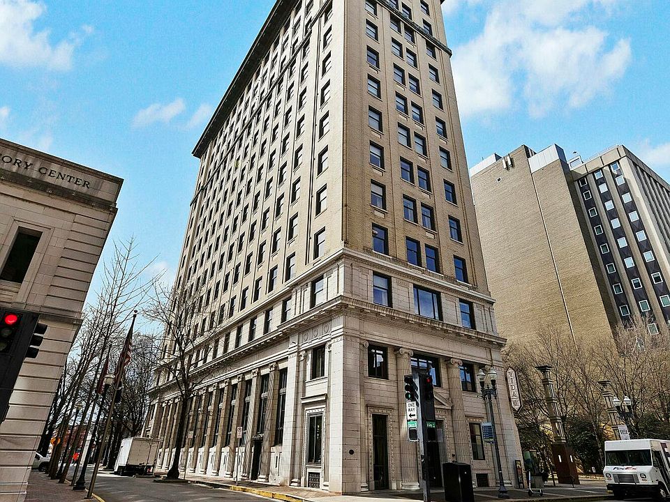 1st image of 531 S Gay St APT 902