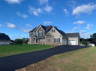 18 Milton Ln, Big Flats, NY 14845