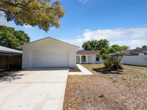 909 Winchester Ct, Brandon, FL 33510