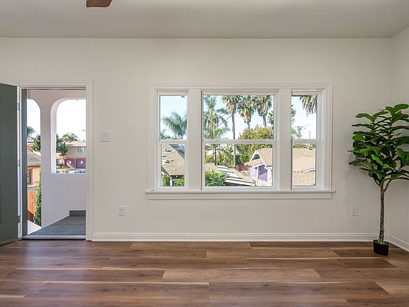 4th image of 932 Coronado Ave #2