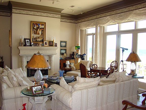 5th image of 8242 Residence Ct