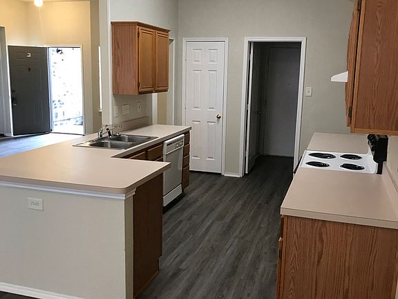3rd image of 1114 Germany Dr