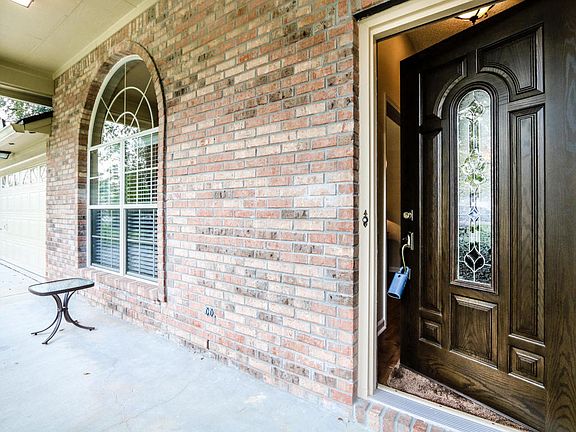 5th image of 1824 Broadhaven Dr
