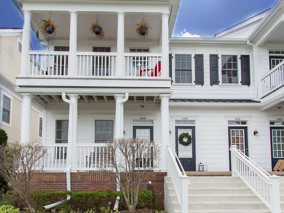 1st image of 50089 Monroe St #90