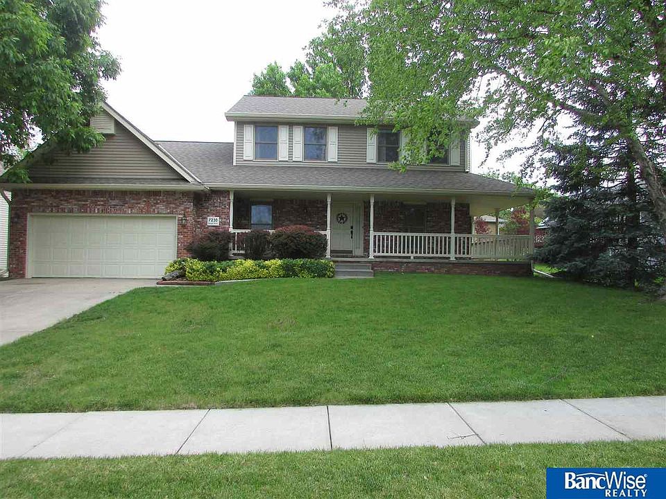 1st image of 7230 Grand Oaks Dr