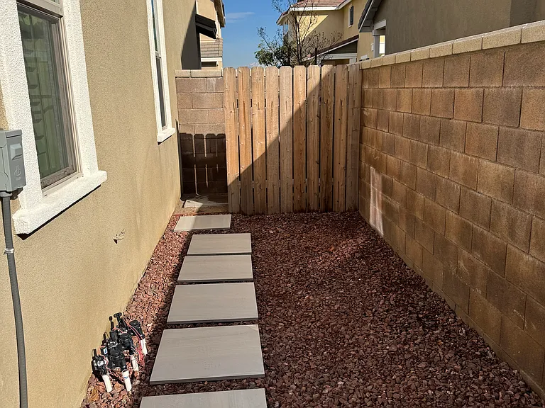 Wyndham Ln — Photo 28