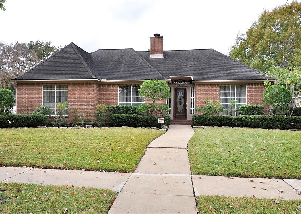 1st image of 3410 Water Locust Dr