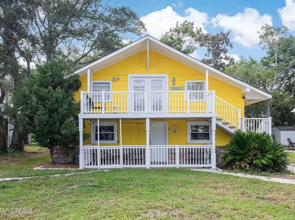 101 NE 19th St Unit U, Oak Island, NC 28465