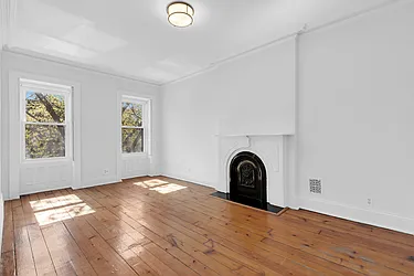 200 Sixth Avenue, #4