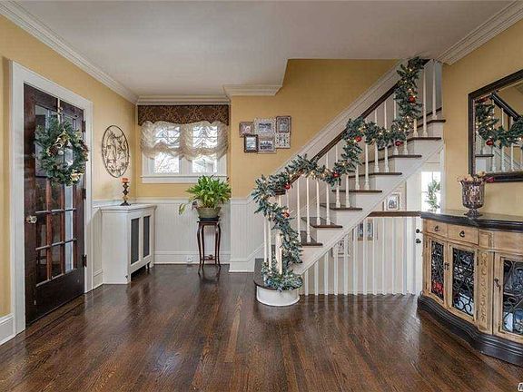 5th image of 24 Patten Ave