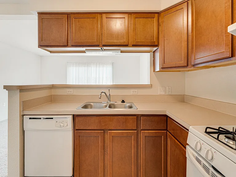 The Harbours Apartments — Photo 15