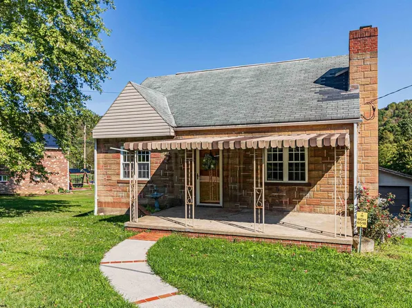 6518 Mason Dixon Hwy, Blacksville, WV 26521