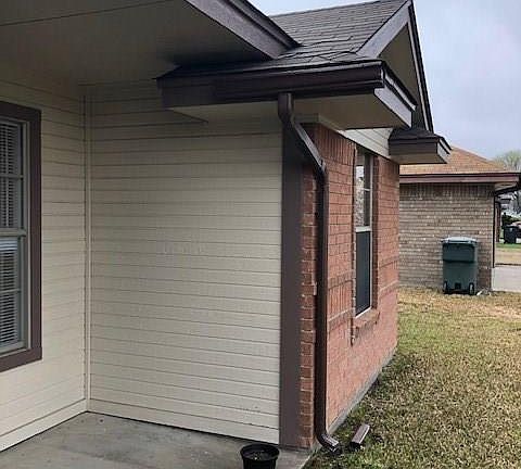 2nd image of 3916 Oak Valley Dr