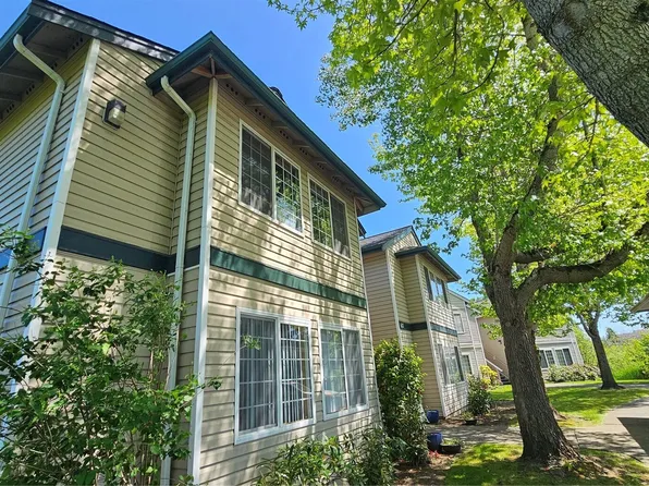 617 W Horton Way #207, Bellingham, WA 98226