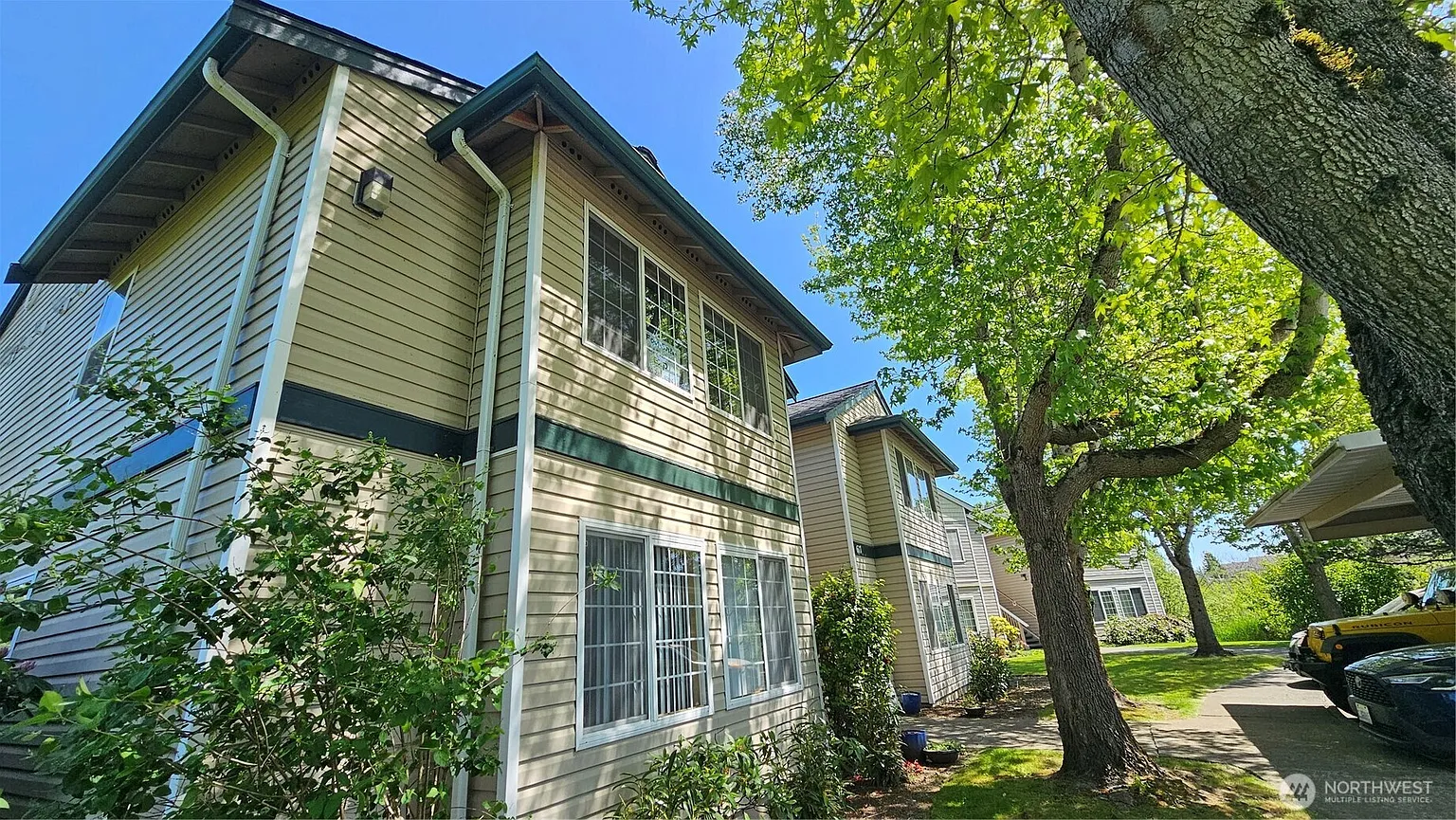 617 W Horton Way #207 photo 1