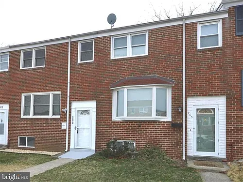 967 Circle Dr Photo 1