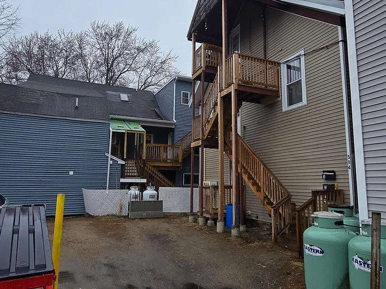 504 Main St #1 — Photo 4