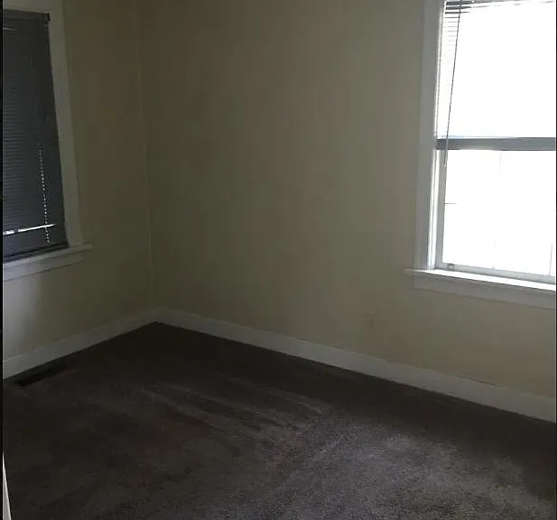 731 Rex Ave — Photo 4