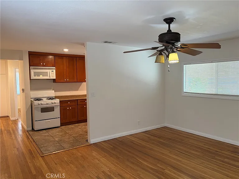 749 N Viceroy Ave — Photo 4